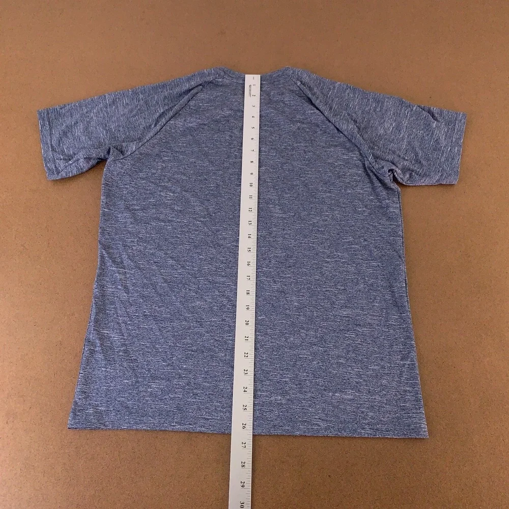 Nike Swim Dri Fit Men's Size medium‎ Blue Short Sleeve UPF 40+ Crew Neck Tee